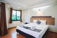 นารายณ์ ไอยรา พาเลซ - วิวภูเขา