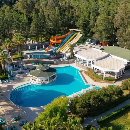 Green Bay Resort & Spa