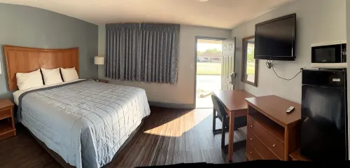 Holiday Motel
