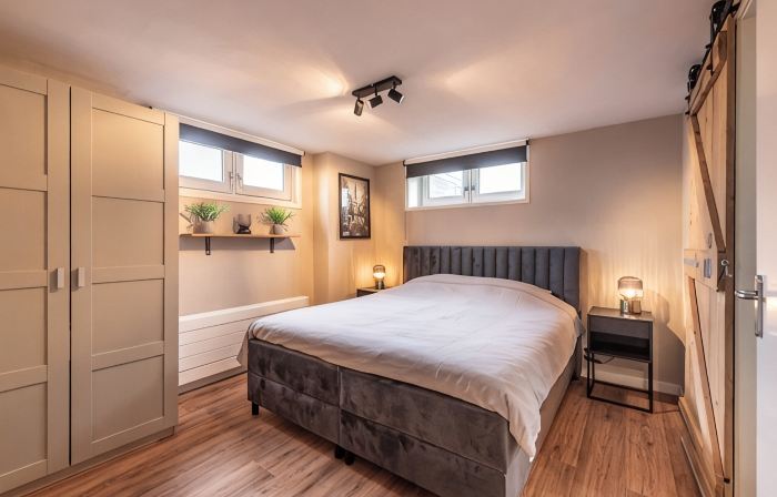Spacious 120m2 Watervilla With Sauna Near Amsterdam And Schiphol.