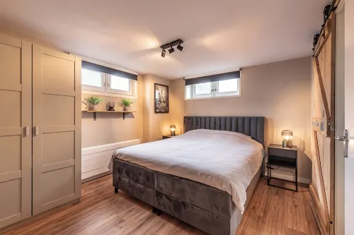 Spacious 120m2 Watervilla With Sauna Near Amsterdam And Schiphol. - 4-Star