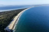 Rivermouth on Kingston Beach
