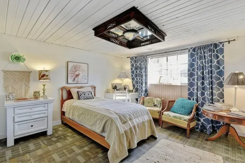 Sleep 7 near Texoma. King Bed! Small dog friendly! - واي فاي