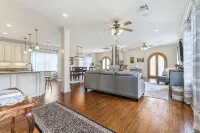 Charming Historic Home Near French Quarter - Cozy & Convenient! - Wi-Fi
