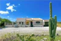 Sunny Palm Beach Villa - 3 min from beach - 2-Sterne