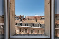 Le Palais, right in the heart of Dijon!