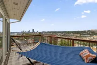 City Skyline - Outside decks - Contemporary - 2 stjerner