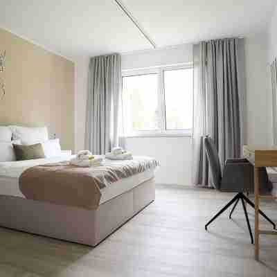 LaMiaCasa Family-Business-Airport-Fair-Uni-Base Rooms