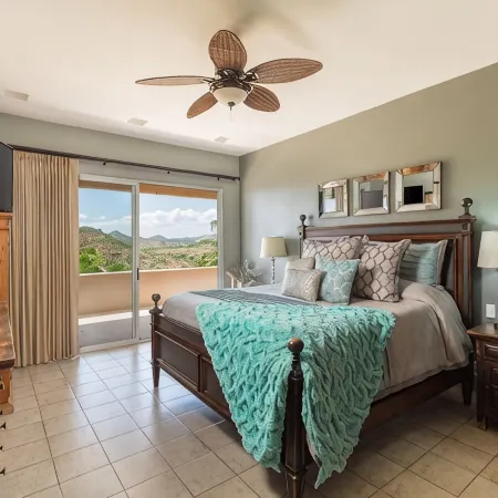 *Spectacular Ocean Views*  Walk to Beach - Secure Gated Community - Sleeps 12