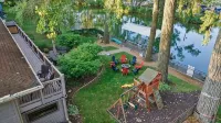 LakeMonona Waterfront + PrivateDock + FencedYard + HotTub + GameRoom + Evcharger