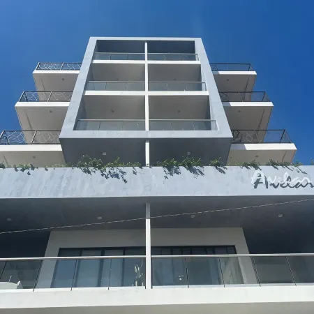 Beautiful 3 Bed 2 Bath Condo 1/2 a Block to the Beach. 5 Min to Bucerias Centro