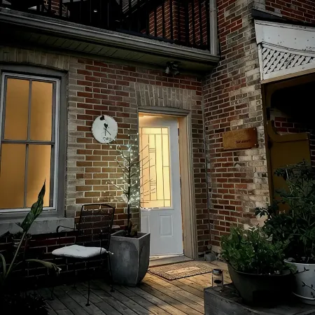 Victorian Apartment in the heart of Elora