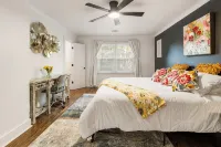 Your Dream Getaway is Only Minutes Away From Historic Roswell! - 4-Star