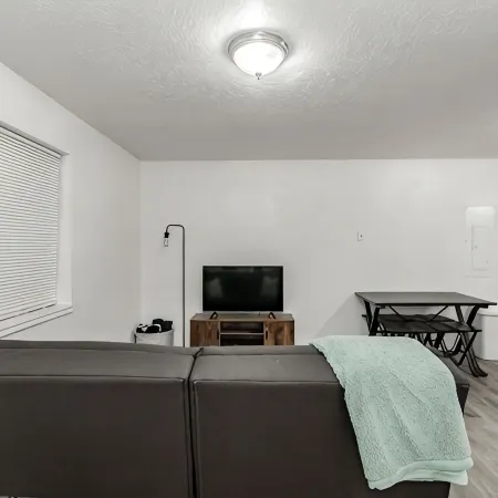 Cozy 2br- 3 blocks from BYU-Idaho