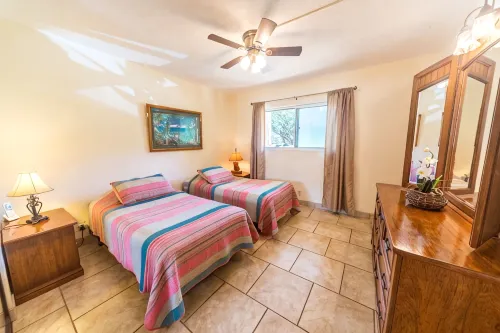 Gorgeous Oceanfront Condo Steps From The Beach, Air Conditioned, Free Wi-Fi - Beach