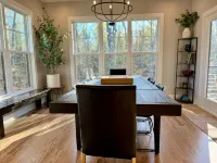 The Liberty HouseSpacious 5-bedroom house in charming Lynchburg - 4-Star