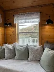 Cozy TINY HOUSE in a very quiet cove. - Chalets