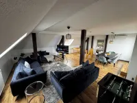 Traumwohnung Über den Dächern Magdeburgs mit Domblick - WiFi