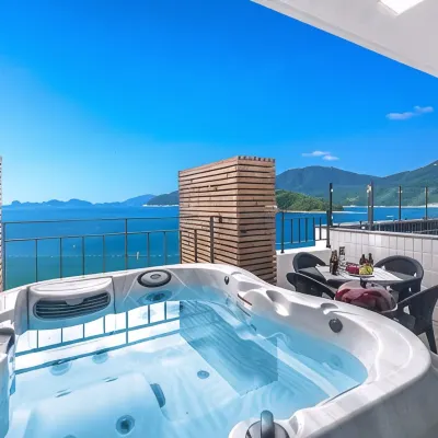 Geojedo Blue Hill Pension Hotels near Irun-myeon