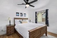 Modern Top Gun House in Arrowhead district. Heated Pool/Outdoor BBQ/Bar/Games - 4성급