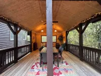Backwoods Waterfall Bliss - Chalets