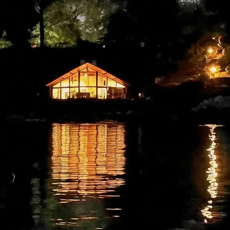 The Lake House - private house on Lake Erie - 10 min from downtown