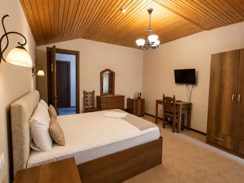 Hotel Imperial House - 3-Star