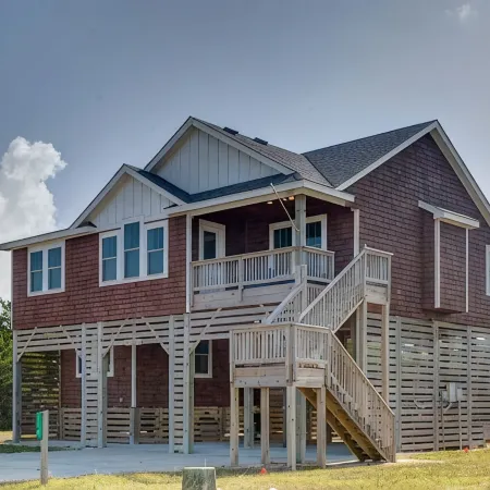 New construction home short walk to the beach!