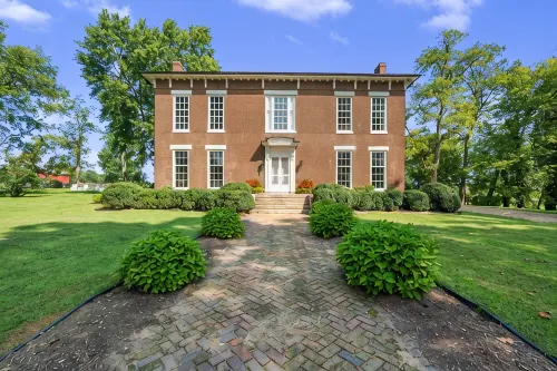 Historic Simmstown Manor Located on Bourbon Trail - 4-Star
