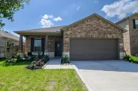 Modern One Story Home Katy TX - Wifi