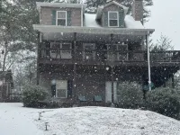 Spacious Mountain Home in Helen Georgia! Innsbruck Community Hot Tub! Fire Pit! - 3성급