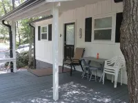 LAKEFRONT Retreat! <br>Escape To Lake Hartwell in this lakeside cottage! - 3-Star