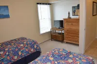 5 Br Nags Head Second Row Beach House - balcony