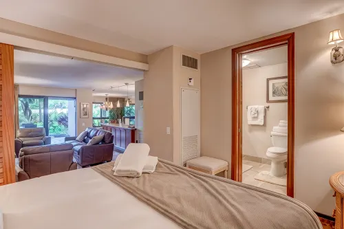 Ground Floor Garden Oasis  Peaceful and Convenient!!! - سبا