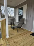Cozy cottage w/1 bedroom, WiFi, AC in tranquil Springville close to boat ramps - 2-Star