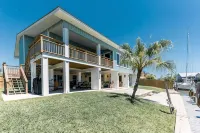 The Mermaid House on Key Allegro, waterfront, Open Bay views, sleeps 12-14 - 4 estrellas