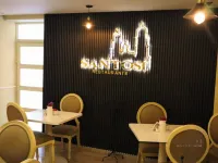 Santosi - Quầy bar