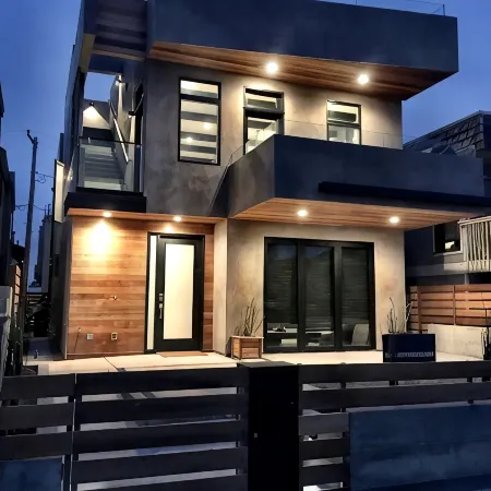 Escape to a Coastal Retreat: Modern 5-Star Beachfront Home w/ 360 Ocean Views!