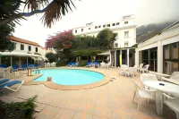 Bristol Hotel - Pools