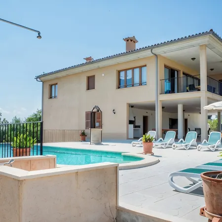 COUNTRY HOUSE NEW CONSTRUCTION, NEW EQUIPMENT, QUIET