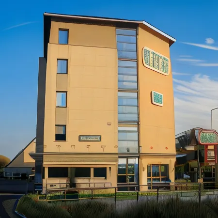 H24 Hotel