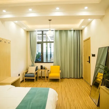 Changning Yijin Resort Hotel