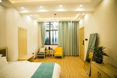 Changning Yijin Resort Hotel - Bintang 2