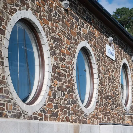 Tranquil Fisherman's Cottage a Minute From The Beach with free reserved parking Hotels in Looe