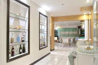 Jupiter Suites - parking