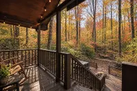Creekside Cabin - Hot Tub, Firepit, Porch - 무료 와이파이
