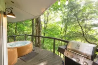 Whimsical Mountain Roundhouse Among the Trees - Chalets