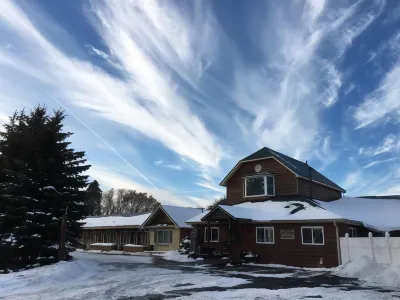 Big Bear Lodge Hotels in Alpena