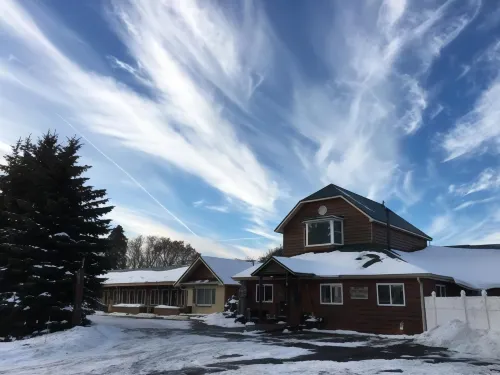Big Bear Lodge Hotels in Alpena