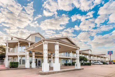 Motel 6 Waxahachie, TX Hotels in Midlothian